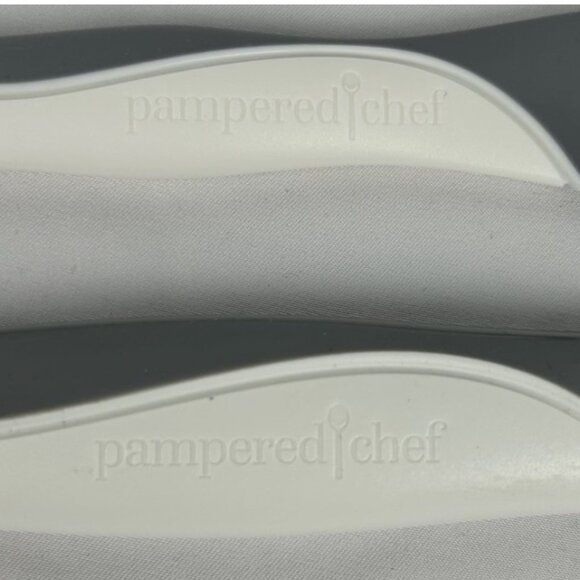 Lot Of 2 Pampered Chef Scoop And Spread Silicone Spatula Spreader 1708 - Picture 3 of 5